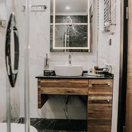 ホテル Grand Lark *