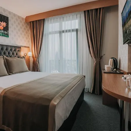 Otel Grand Lark İstanbul