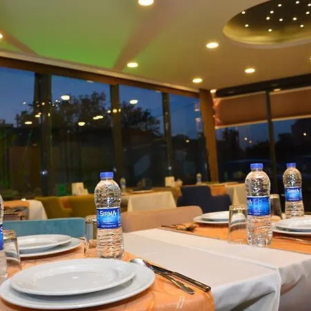 Grand Lark * اسطنبول